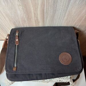Augur Strauss Black Distressed Men’s Fabric Messenger Bag